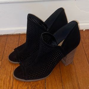 Lucky Brand Black Suede Heels